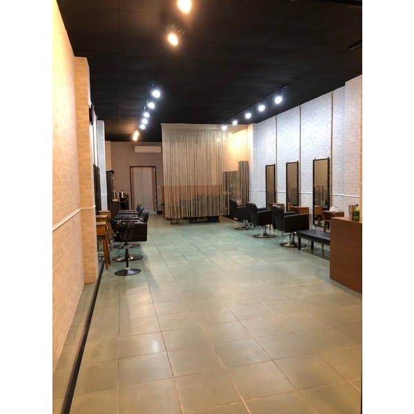 絕色髪藝-噴漆 ＆壁紙 施作-居久屋企業有限公司