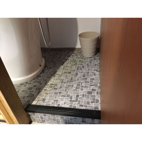 2019髮廊-復古馬賽克塑膠地磚製作-居久屋企業有限公司