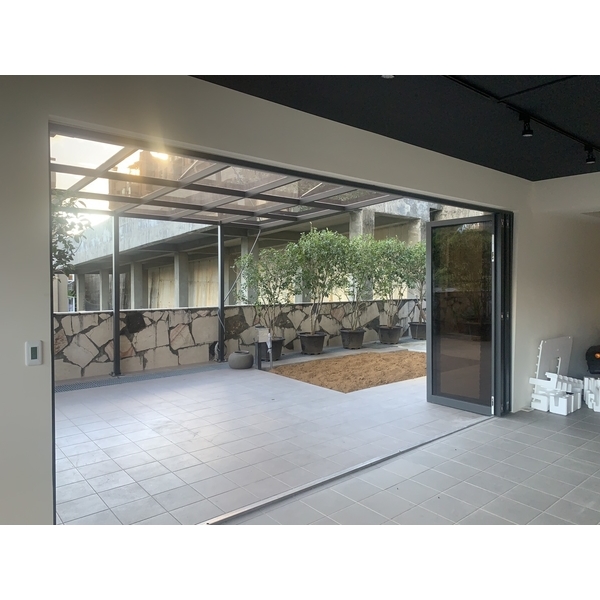 不銹鋼烤漆折疊門