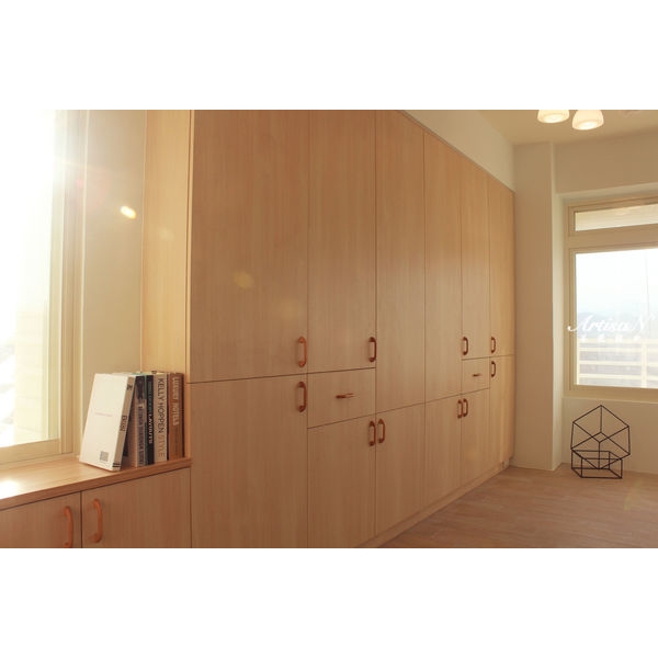 櫃體修樑設計,芸匠室內裝修設計有限公司