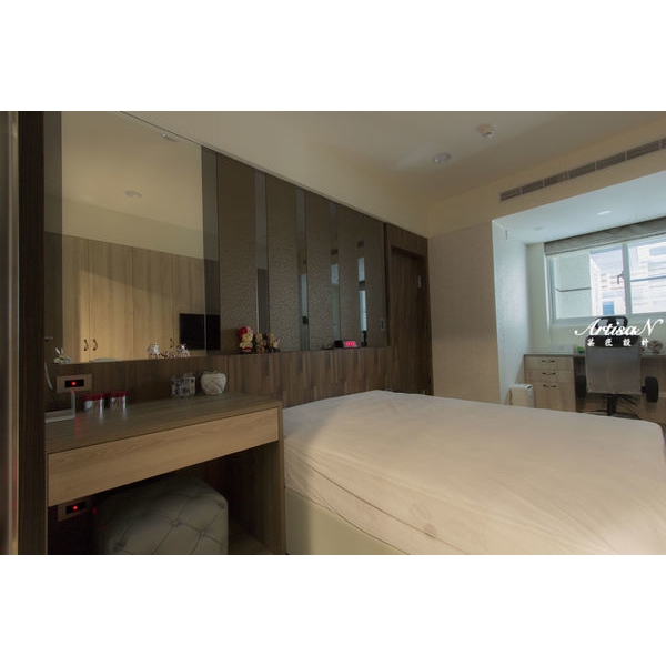 主臥床頭背牆 主臥床頭背牆,芸匠室內裝修設計有限公司