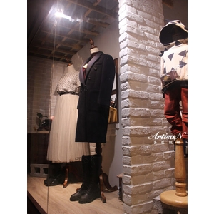 展示櫥窗內部造型牆面、天花