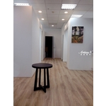 走道、兩側診療區 - 芸匠室內裝修設計有限公司