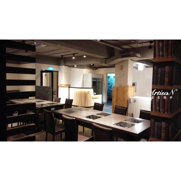 用餐區及空間區隔 用餐區及空間區隔,芸匠室內裝修設計有限公司