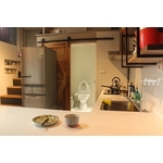 造型穀倉門與衛浴入口 - 芸匠室內裝修設計有限公司