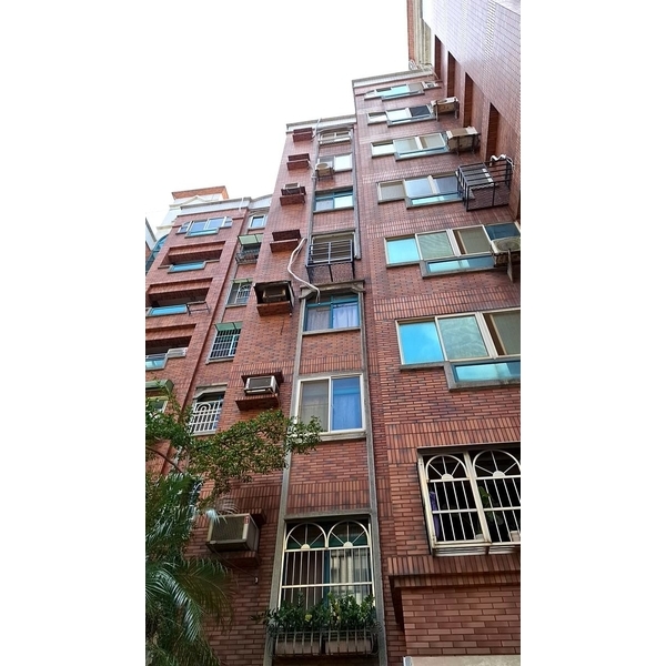 分離式冷氣護欄架-銓盛鍛造工程行