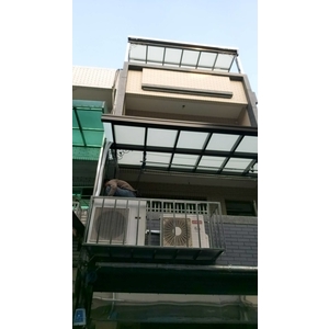 白鐵烤漆採光罩