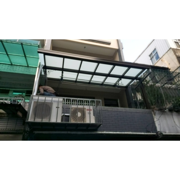 白鐵烤漆採光罩-銓盛鍛造工程行