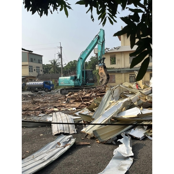 拆屋施工 拆屋施工