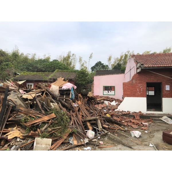 舊式三合院拆除清運