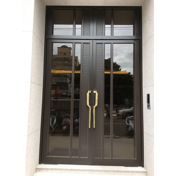 不銹鋼烤漆大門 不銹鋼烤漆大門,潤錏金屬有限公司