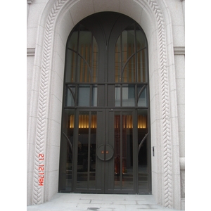 不銹鋼烤漆大門