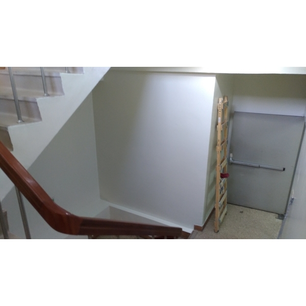 樓梯間油漆粉刷 樓梯間油漆粉刷-漢揚油漆工程有限公司