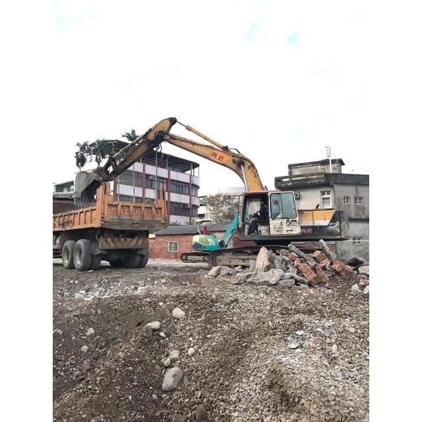 加深區開挖,尚好重機工程有限公司