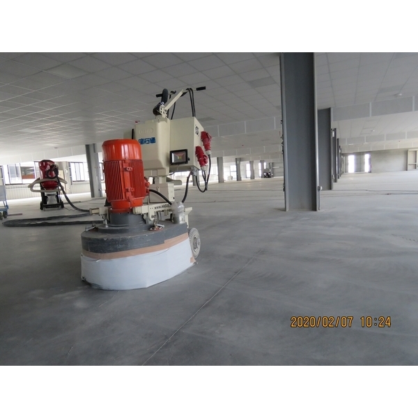 新吉工業區某科技廠-磨石通工程公司