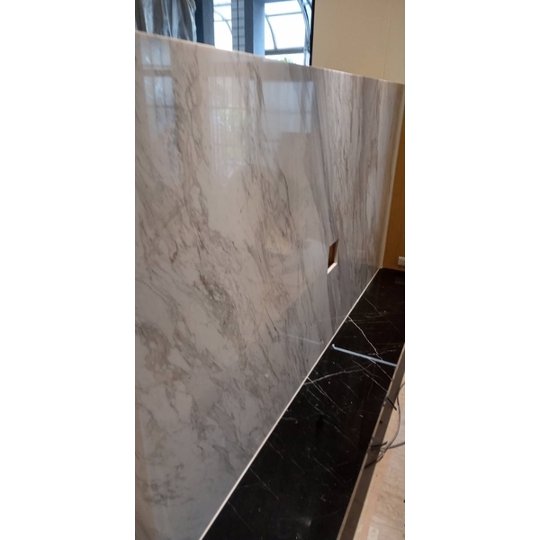 TV牆玄關牆接縫美容-磨石通工程公司