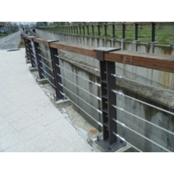 鋼索護欄,宏鼎鋼鐵興業股份有限公司