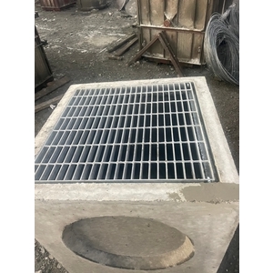 雨水陰井 , 合發水泥加工所