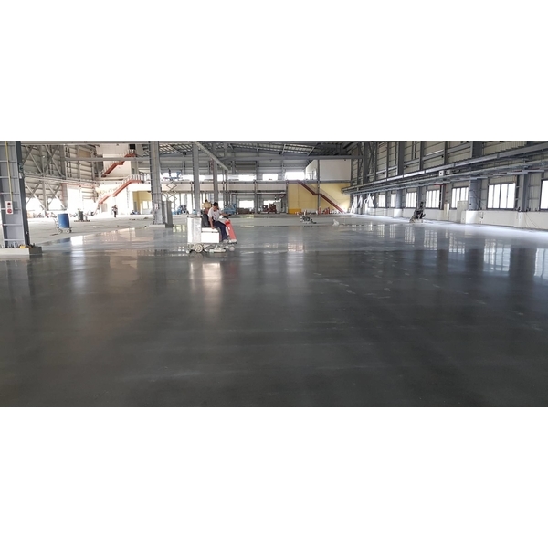 鏡面研磨地坪工程