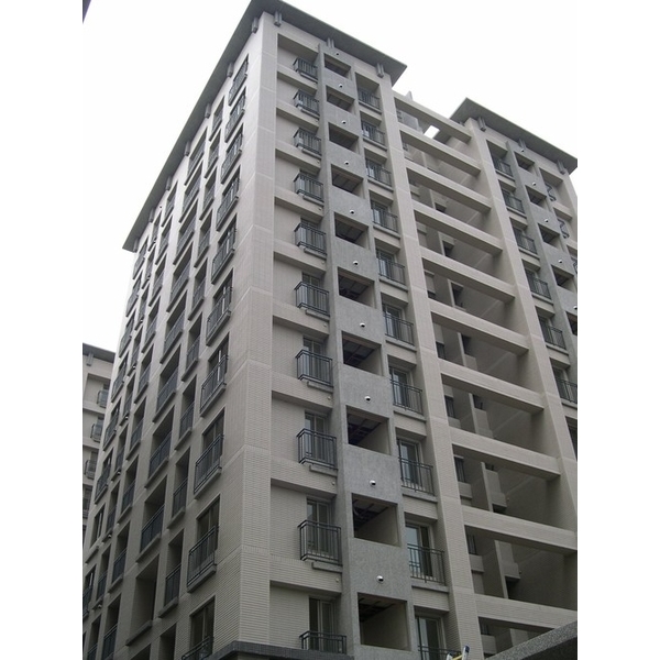 綠意富春 綠意富春-黃烱祥建築師事務所