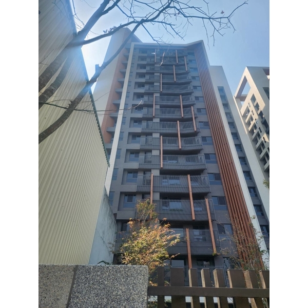 台中格柵工程實績｜台中鋁格柵外牆工程