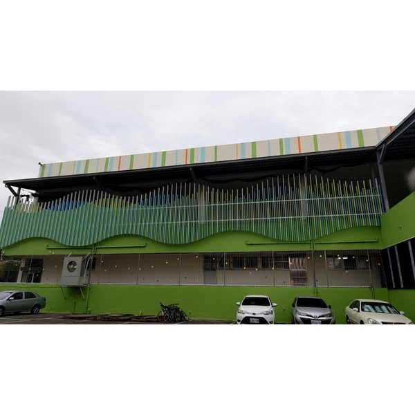 台中格柵工程實績｜台中社區大樓外牆鋁格柵工程-金鋁光鋁業有限公司
