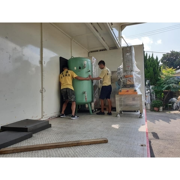 各式精密儀器搬遷吊掛-來來專業搬家公司