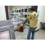 各式精密儀器搬遷吊掛 - 來來專業搬家公司