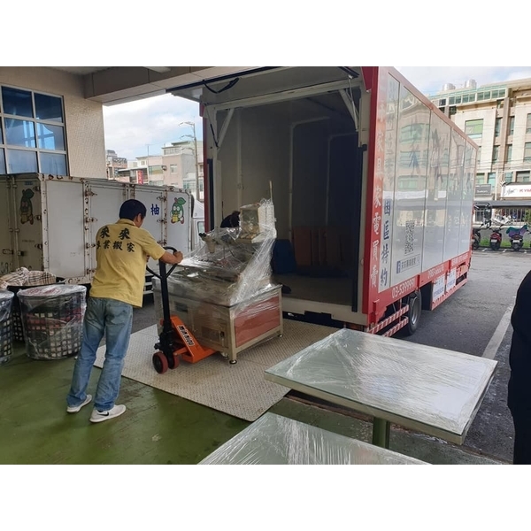 各式精密儀器搬遷吊掛-來來專業搬家公司