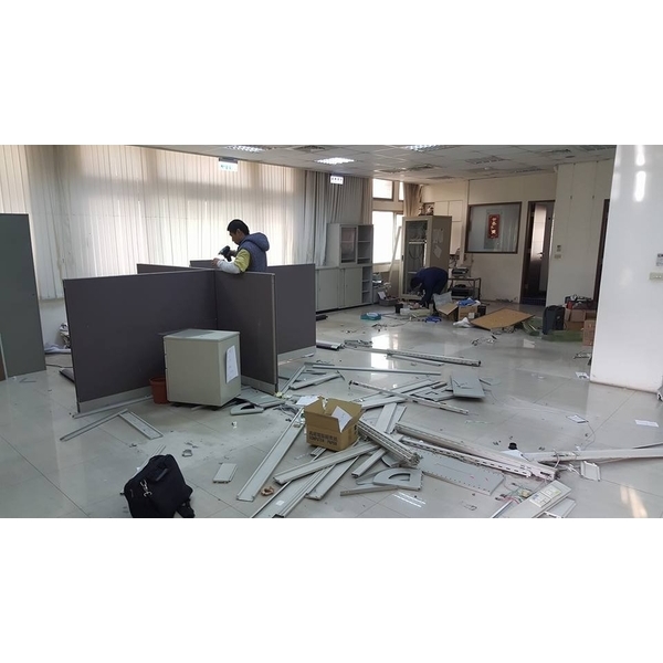 OA辦公傢俱拆裝搬運-來來專業搬家公司