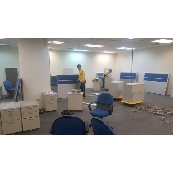 OA辦公傢俱拆裝搬運