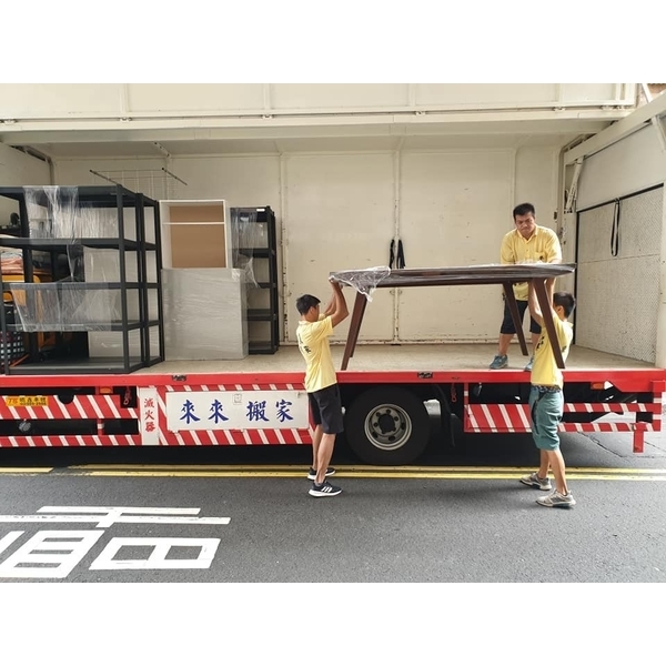 11噸歐翼可側掀箱型大貨車-來來專業搬家公司