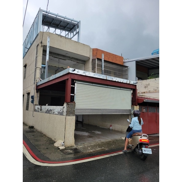 雨遮鐵捲門-大廣億工程行