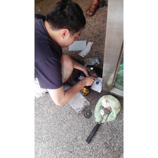 地鉸鏈安裝(更新)