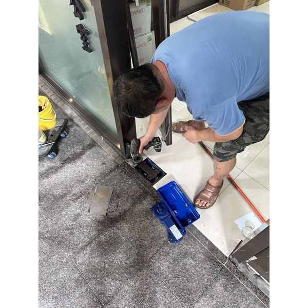 地鉸鏈安裝(更新)