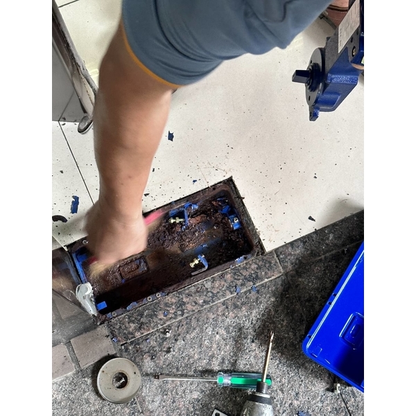 地鉸鏈安裝(更新)