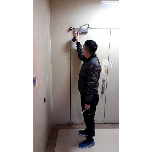 金屬（防火）門更新維修保養,真品商行