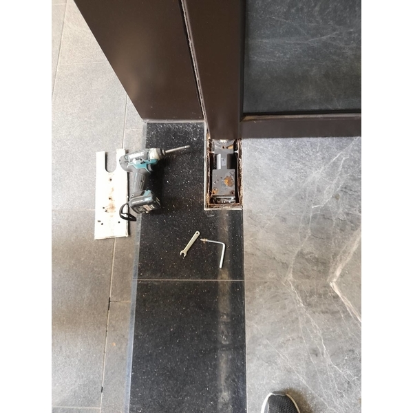 地鉸鏈更新,真品商行