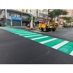 人行道－冷塑型彩色止滑道路塗料 - 新晟化工原料企業有限公司