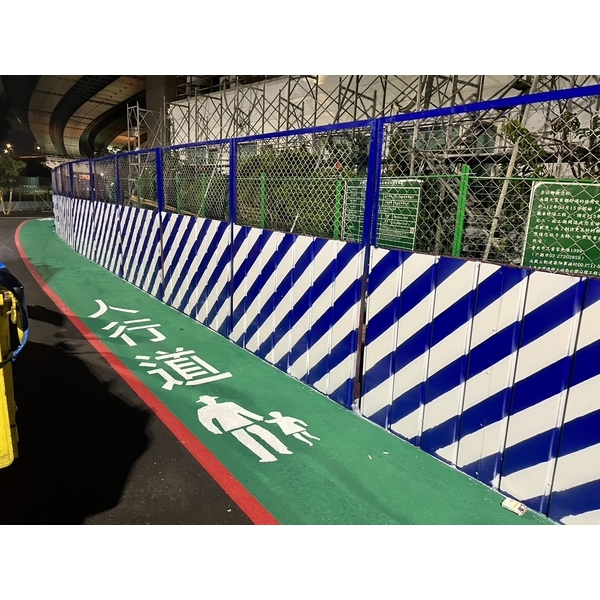 人行道－冷塑型彩色止滑道路塗料-新晟化工原料企業有限公司