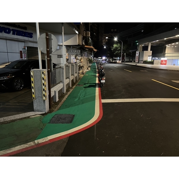 人行道－冷塑型彩色止滑道路塗料-新晟化工原料企業有限公司