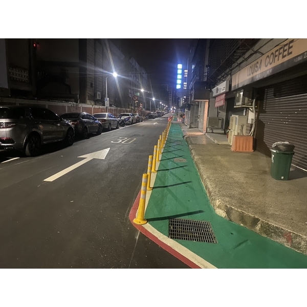 人行道－冷塑型彩色止滑道路塗料-新晟化工原料企業有限公司