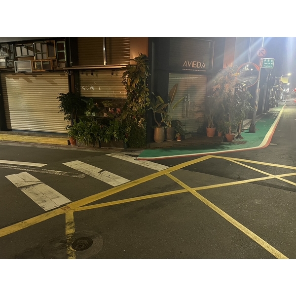 人行道－冷塑型彩色止滑道路塗料-新晟化工原料企業有限公司