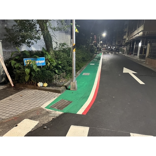 人行道－冷塑型彩色止滑道路塗料,新晟化工原料企業有限公司