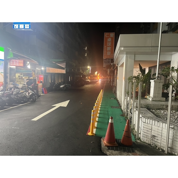 人行道－冷塑型彩色止滑道路塗料-新晟化工原料企業有限公司