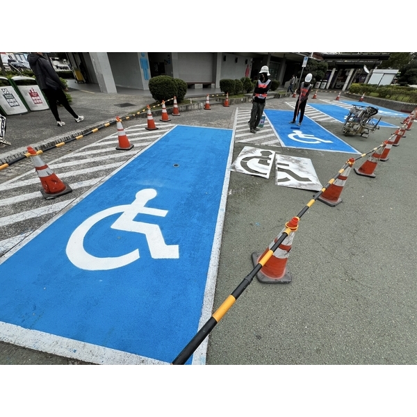 身心障礙者專用停車位塗料工程