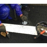 道面反光標記 - 新晟化工原料企業有限公司