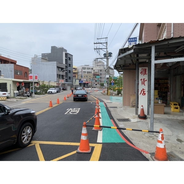 斑馬線－冷塑型彩色止滑道路塗料-新晟化工原料企業有限公司