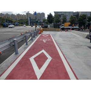 自行車道－冷塑型彩色止滑道路塗料