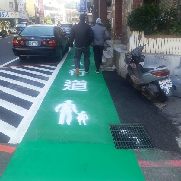 人行道－冷塑型彩色止滑道路塗料